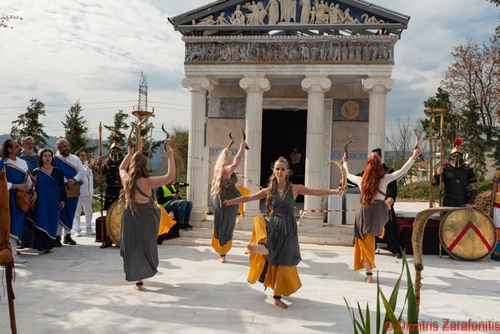 HAFtiR aEAE15Ee?format=png.png