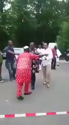 8 oIytZC4uSSffA .jpg