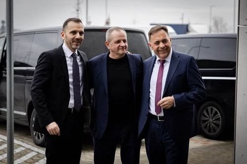 627678293 1366139478859591 4810324449800773362 n.jpg?stp=dst jpg p180x540 tt6& nc cat=109&ccb=1 7& n.jpg