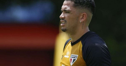 Não sofreu lesão? Artilheiro volta a treinar após susto e deve estar disponível para o próximo jogo