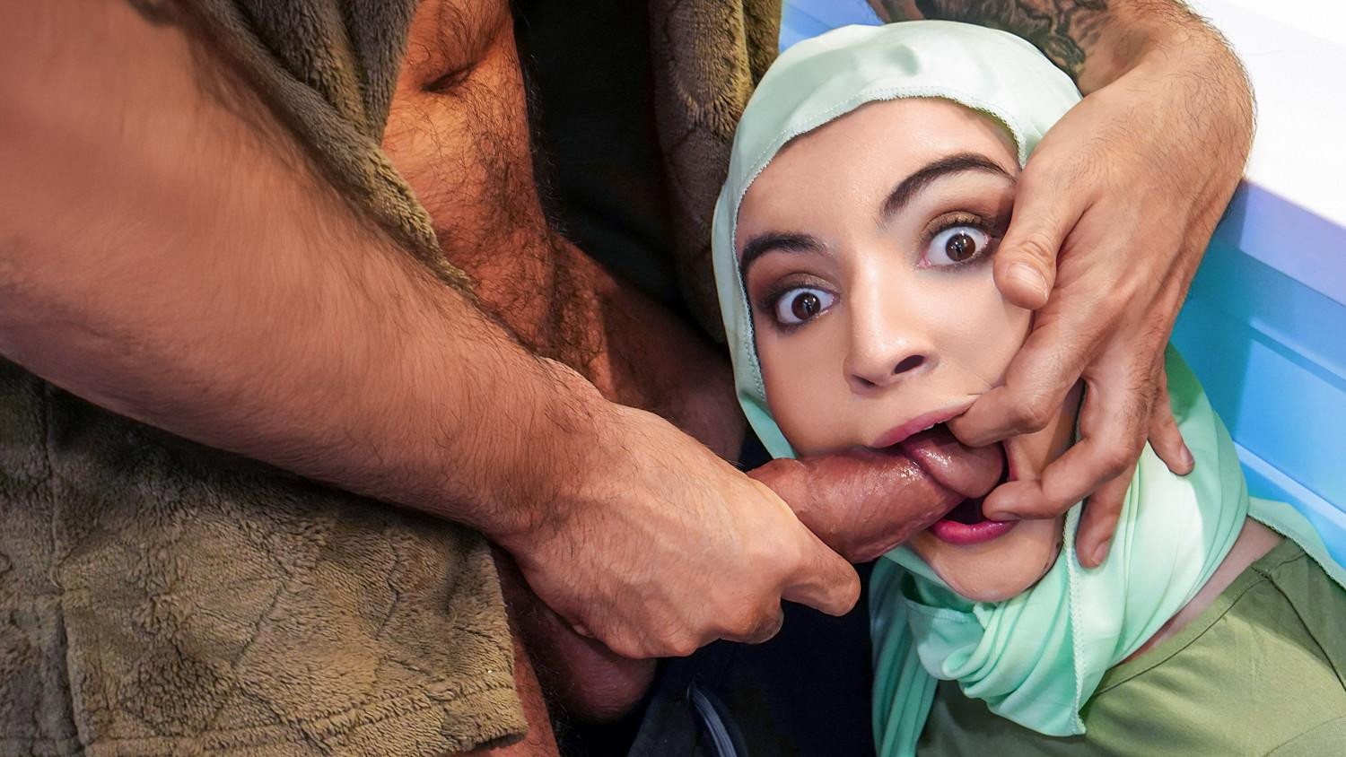HijabHookup 26 02 06 Julia James No Sex Before Marriage…Unless It’s With Me!