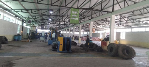 photo 5911051163665107975 y.jpg