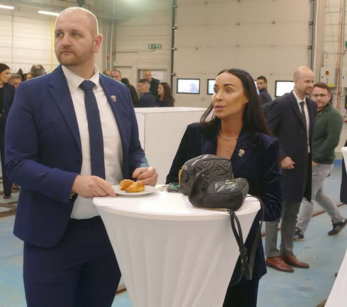 601982620 880389461192497 8327474027416858836 n.jpg?stp=dst jpg s590x590 tt6& nc cat=103&ccb=1 7& nc.jpg