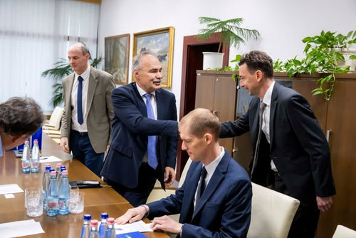 600300699 1405353254295070 5727911873808327155 n.jpg?stp=dst jpg s590x590 tt6& nc cat=102&ccb=1 7& n.jpg