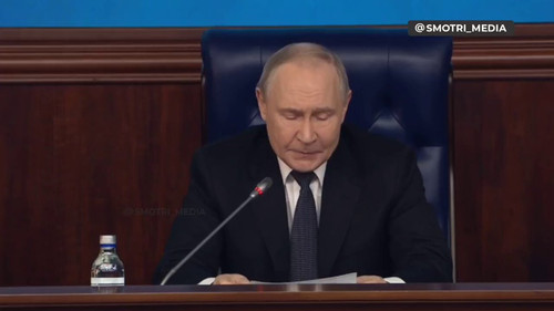 i gcq0bf ZSVy5Mr.jpg