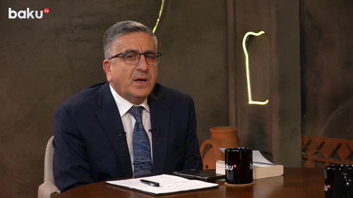 RlQtURXCz5sStQ 3.jpg