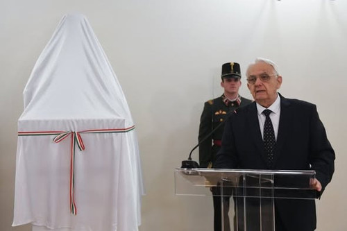 599954181 1296065612327794 3258913088534742769 n.jpg?stp=dst jpg s590x590 tt6& nc cat=109&ccb=1 7& n.jpg