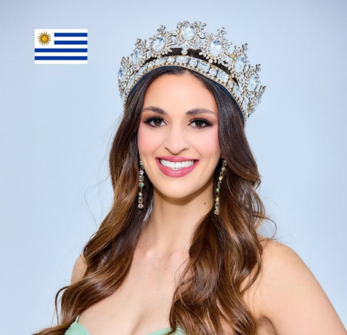 senorita uruguay.jpg