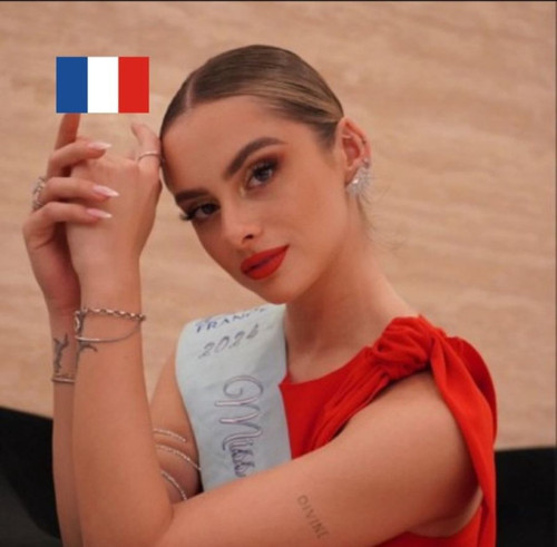 senorita francia.jpg