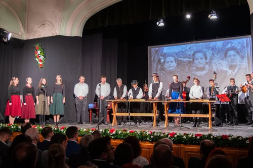 598687982 1381913019994278 1058545518443788737 n.jpg?stp=dst jpg s590x590 tt6& nc cat=111&ccb=1 7& n.jpg