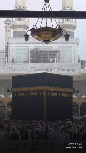 cSh TcIAWv42qAlc.jpg