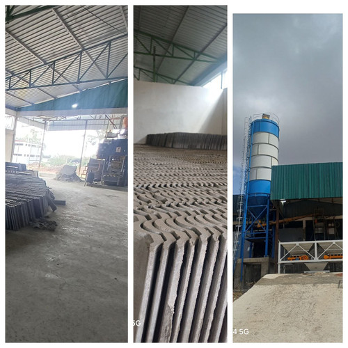 photo 5915554763292478218 y.jpg