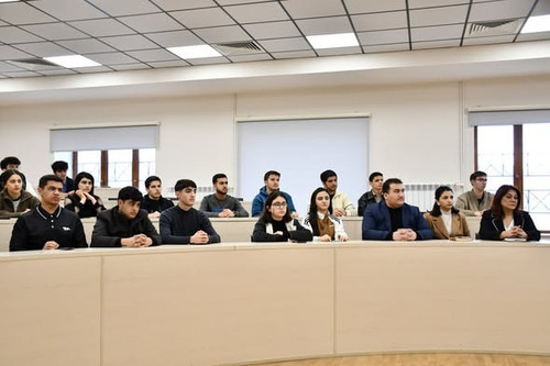 599840269 17927245329174578 7658058914721828592 n.jpg?stp=dst jpg s590x590 tt6& nc cat=108&ccb=1 7& .jpg