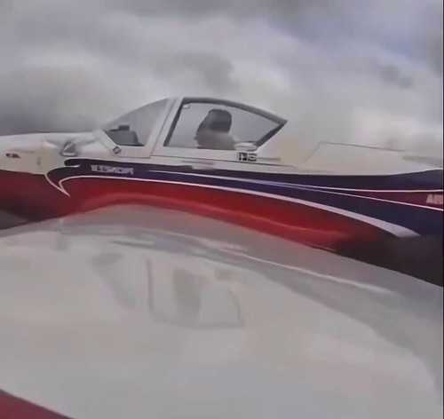 6jDe1vIIxzh UhlE.jpg