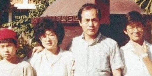 Camera XHS 1765878703596af13b15d fd50 37bc 8453 216428a6ce74.jpg