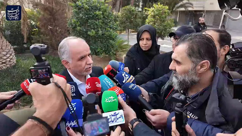 roo63BTGk6hpw zn.jpg