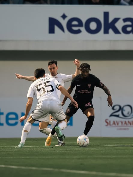 602686270 18339328180224294 5558908845377808073 n.jpg?stp=dst jpg s590x590 tt6& nc cat=103& nc cb=99.jpg