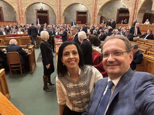 601428220 1436439841169309 4496368873302739 n.jpg?stp=cp6 dst jpg s720x720 tt6& nc cat=107&ccb=1 7& .jpg