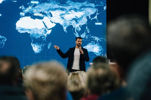 600293260 1432033052266951 9181316887715441820 n.jpg?stp=dst jpg p180x540 tt6& nc cat=110&ccb=1 7& n.jpg