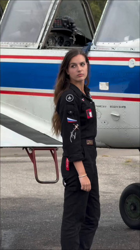 qtLMSp y0On8as X.jpg