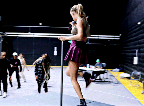 Tumblr l 296369658837126.gif