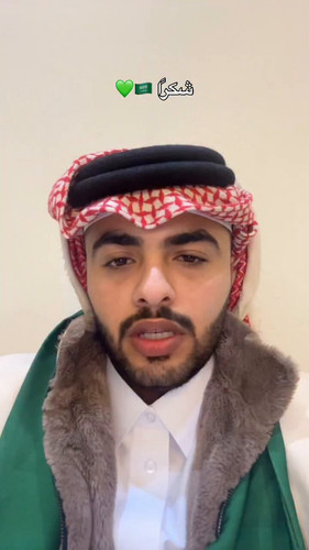 lhVU4eE21JT5 u3f.jpg