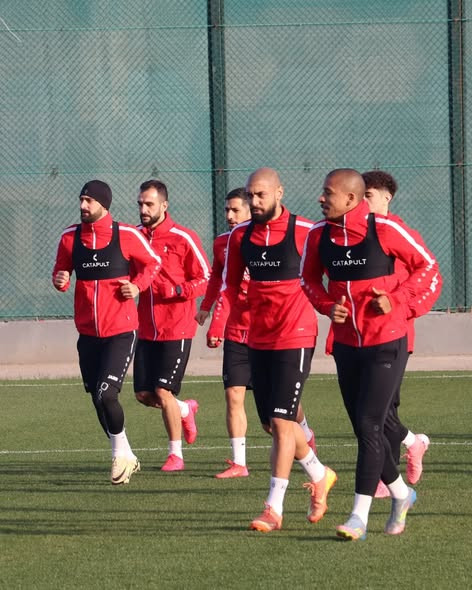 602853660 18183052768363809 8720615091470923716 n.webp?stp=dst jpg s590x590 tt6& nc cat=105&ccb=1 7&.jpg