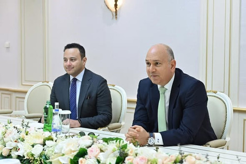 600990701 1672005804094267 3536991046741798872 n.jpg?stp=dst jpg s590x590 tt6& nc cat=103&cb2=99be92.jpg