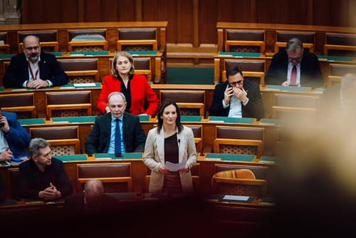 599838132 1423376115899192 6951519093292904472 n.jpg?stp=dst jpg s590x590 tt6& nc cat=101&ccb=1 7& n.jpg