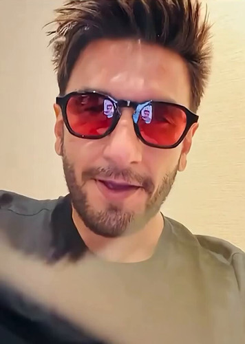 btNlwYdEGjk7Eo y.jpg