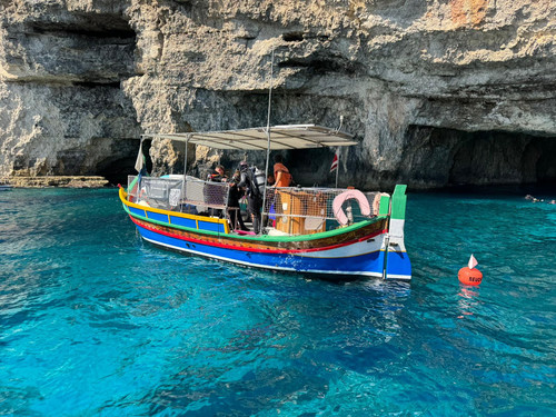 WhatsApp Image 2025 12 15 at 4.53.15 PM.jpg