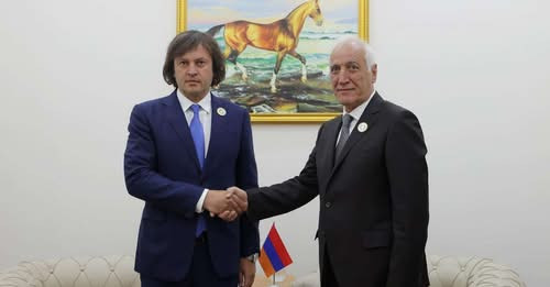 2241523673970196551?url=https%3A%2F%2Fstatic.tert.am%2Fstorage%2Ffiles%2Fphoto 5228973209884425912 y.jpg