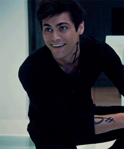 tumblr d9c00a99260a1b04dc28bc40e4213799 cd9d5223 540.gif