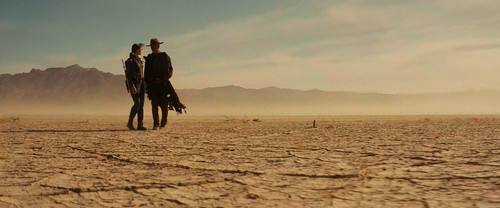 Fallout.S02E01.The.Innovator.2160p.AMZN.WEB DL.CZ EN.DD+5.1.Atmos.DoVi.HDR.H.265 FLUX.mkv 20251217 2.jpg