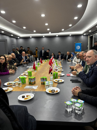 G8VDZmgXsAESr89.jpg