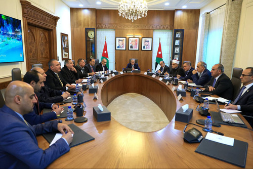 G8Yl03fXUAEUDR1.jpg