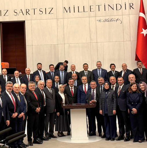 G8ZowysX0AQip2M.jpg