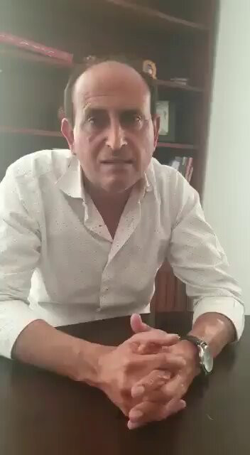 i9Ga5rikTA99dUXp.jpg