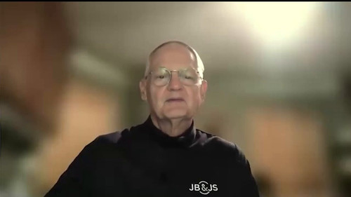 kKqJctoWyvNCjy6W.jpg