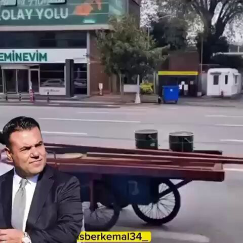 XhTviAQAGjEjgl8U.jpg