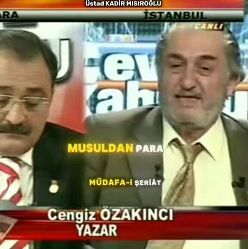 A6RR6J8xAaiTzOtY.jpg