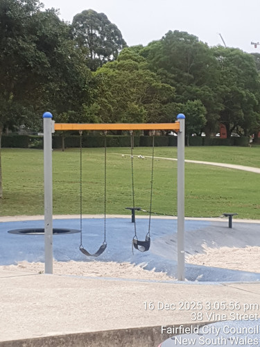 biglegswing.jpg
