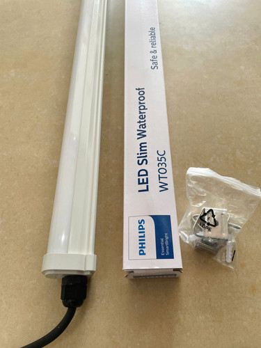mang den led chong tham waterproof philips batten wt035c 30w led30 cw psu gm cfw l1200 6500k 3000lm .jpg
