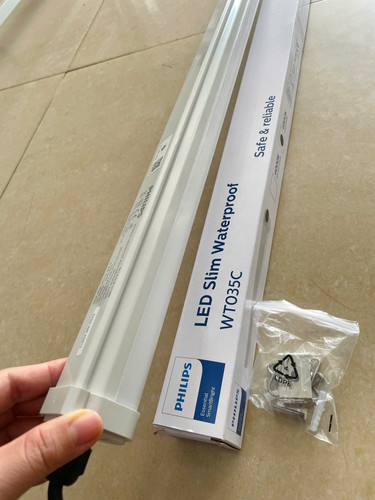 mang den led chong tham waterproof philips batten wt035c 30w led30 cw psu gm cfw l1200 6500k 3000lm .jpg