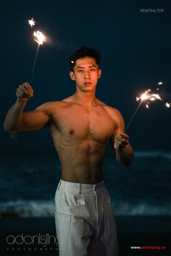 John寫真書 Vol.03 050 copy.png