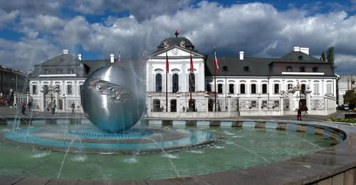 4327613719220359058?url=https%3A%2F%2Ffelvidek.ma%2Fwp content%2Fuploads%2F2024%2F03%2Fgrasalkovics .jpg