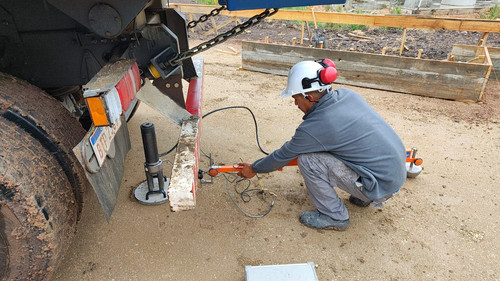 CASA 08 Teste de Compactação de solo.jpg