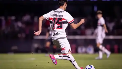 Rodriguinho, do São Paulo, vira alvo do Red Bull Bragantino; mercado agita em busca de reforços