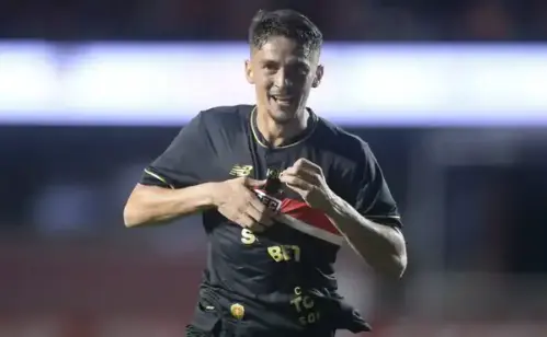 Negociações estagnadas: São Paulo e Botafogo travam debates sobre Ferraresi e Pablo Maia