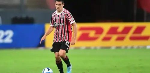 São Paulo reduz opcão de compra por Moreira ao Porto, em meio a impasse nas negociações